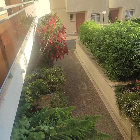 Superbe Avec Piscine L'ete De Juin A Septembre